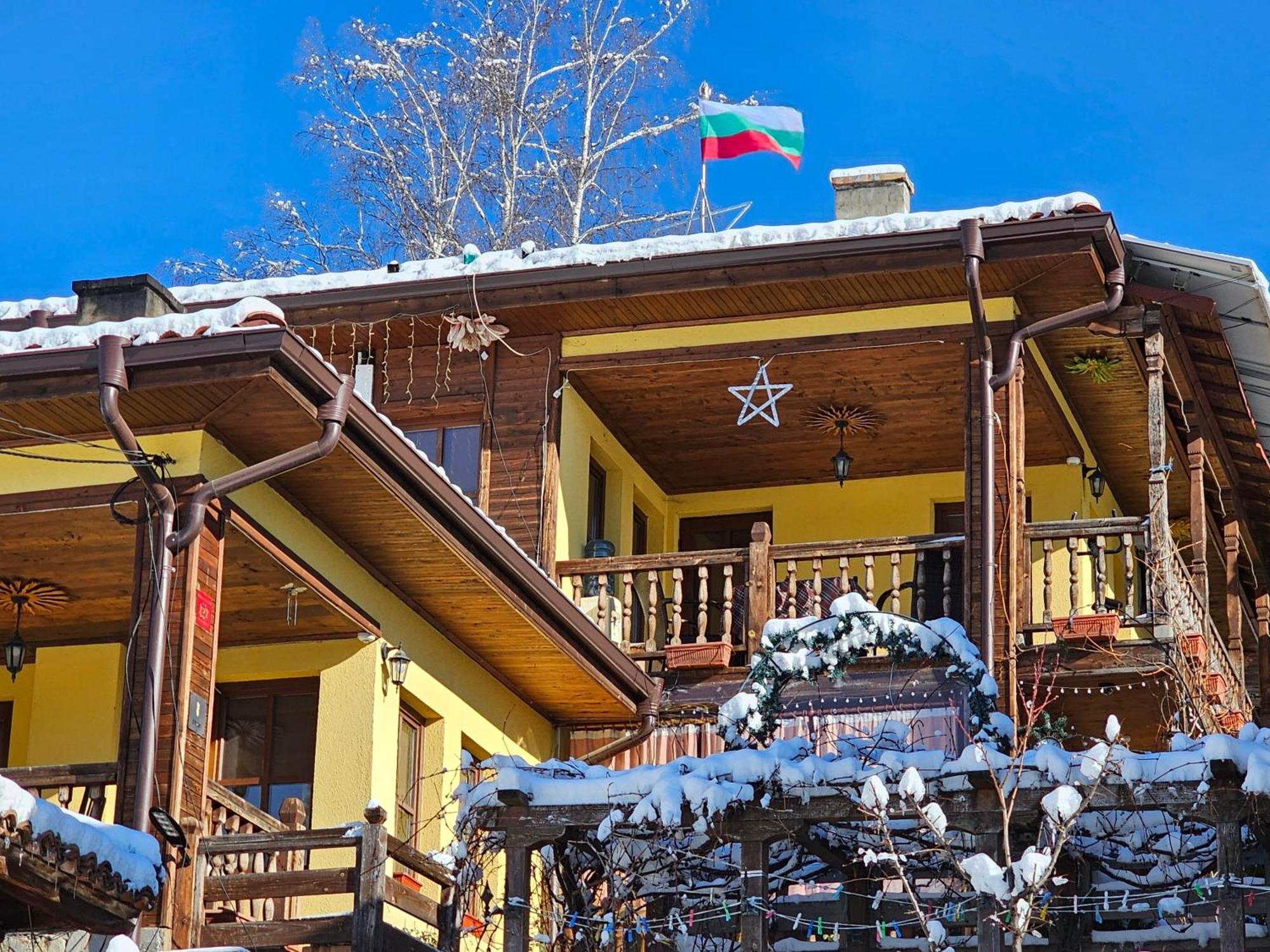 Емили Фемили Хаус Koprivsjtitsa Exteriör bild